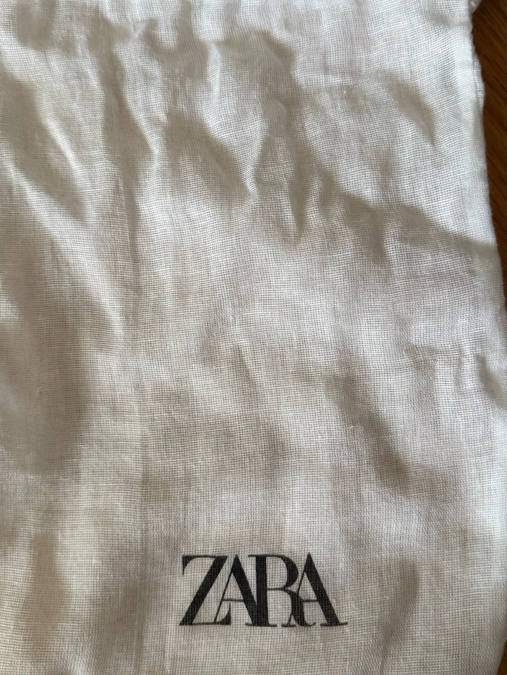 Zara Beige/Tan Kids Strappy Sandals